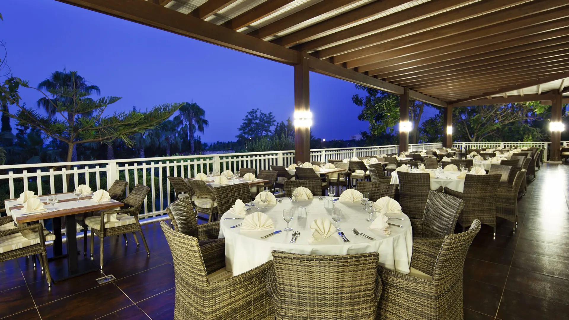 Club Grand Side Pomodoro İtalyan A'la Carte
